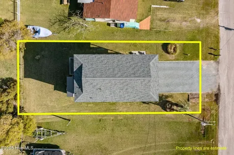 8014 8th Street Surf City NC 28445