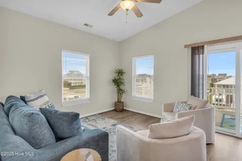 8014 8th Street Surf City NC 28445