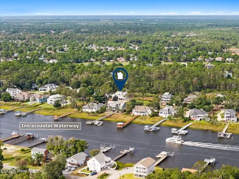 2611 Mariners Way SE Southport NC 28461
