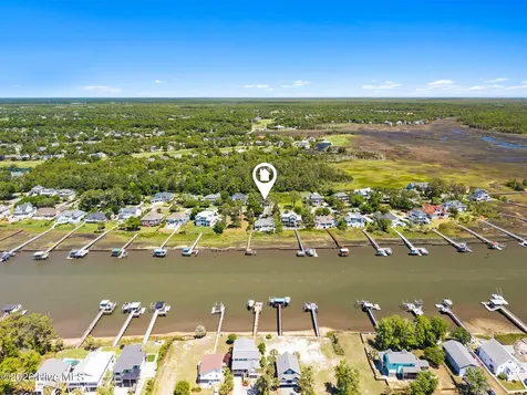 2611 Mariners Way SE Southport NC 28461