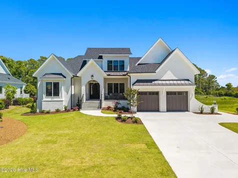 2611 Mariners Way SE Southport NC 28461