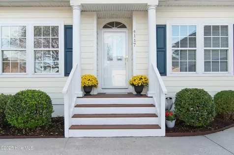 4117 Bittern Court Southport NC 28461