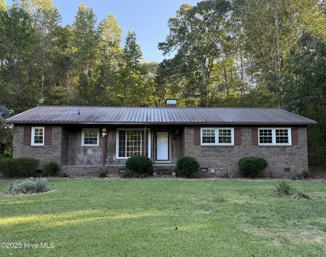 600 Mallard Drive Roper NC 27970