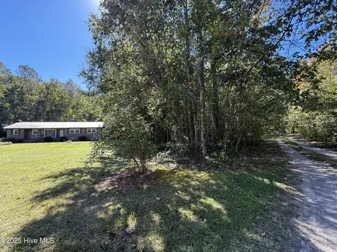 600 Mallard Drive Roper NC 27970