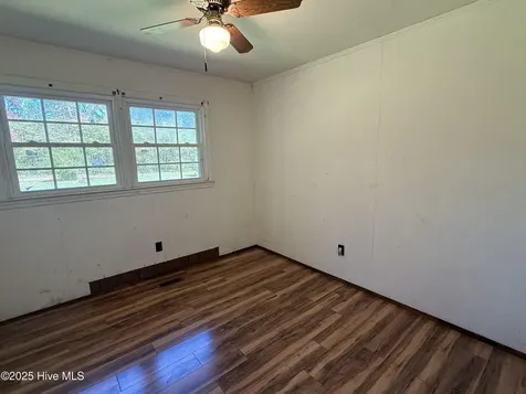 600 Mallard Drive Roper NC 27970