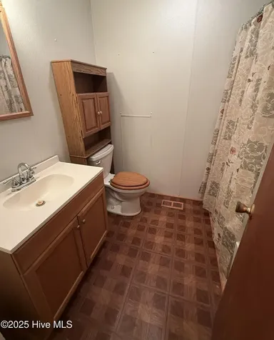 600 Mallard Drive Roper NC 27970