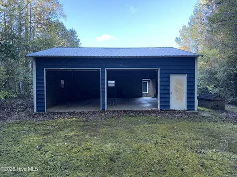 600 Mallard Drive Roper NC 27970