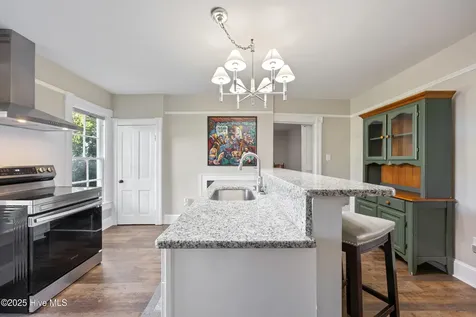 207 S Oakum Street Edenton NC 27932