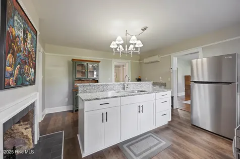 207 S Oakum Street Edenton NC 27932