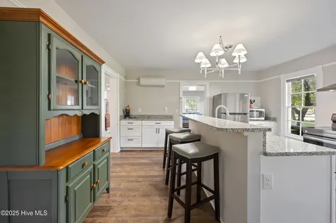 207 S Oakum Street Edenton NC 27932