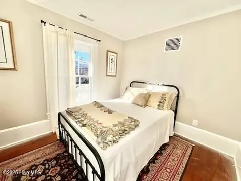 207 S Oakum Street Edenton NC 27932
