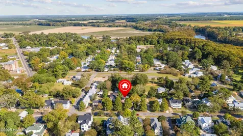 207 S Oakum Street Edenton NC 27932