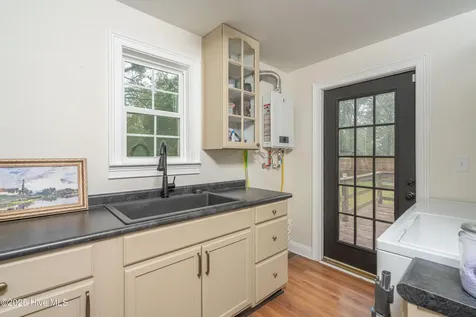 149 Huffmantown Road Richlands NC 28574