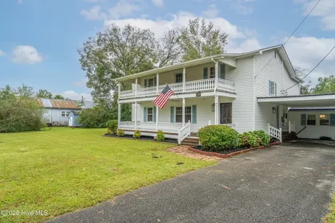 149 Huffmantown Road Richlands NC 28574