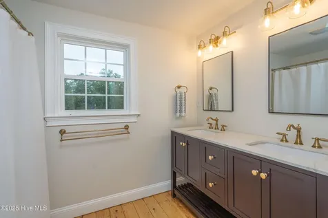 149 Huffmantown Road Richlands NC 28574
