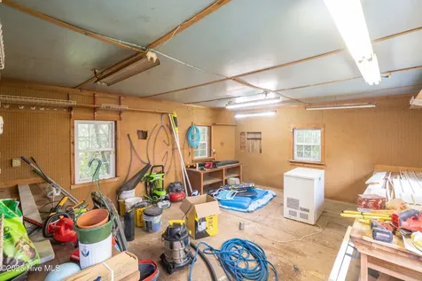 149 Huffmantown Road Richlands NC 28574