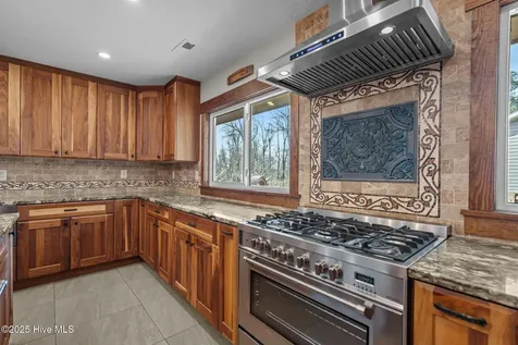 165 Gooseneck Road W Rocky Point NC 28457