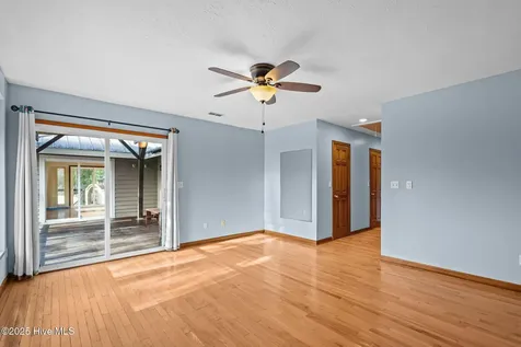 165 Gooseneck Road W Rocky Point NC 28457