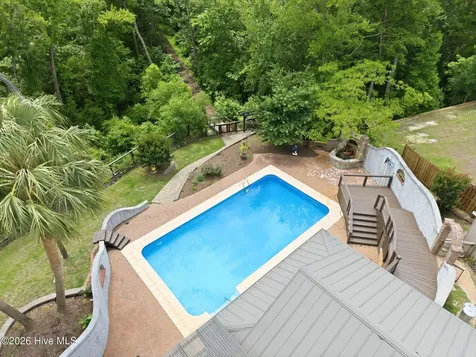 165 Gooseneck Road W Rocky Point NC 28457