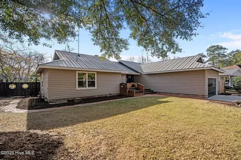 165 Gooseneck Road W Rocky Point NC 28457