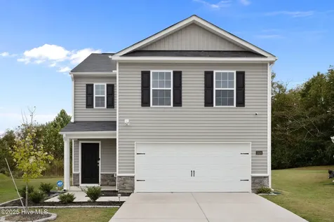 1324 S Wilshire Court Kinston NC 28504