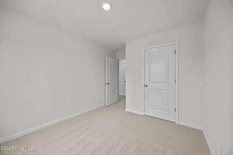 1324 S Wilshire Court Kinston NC 28504