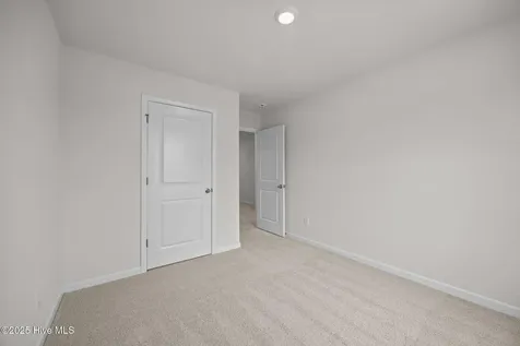 1324 S Wilshire Court Kinston NC 28504