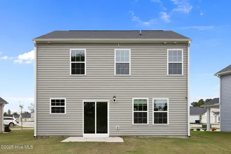 1324 S Wilshire Court Kinston NC 28504