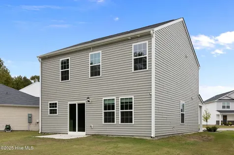 1324 S Wilshire Court Kinston NC 28504