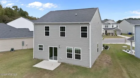 1324 S Wilshire Court Kinston NC 28504