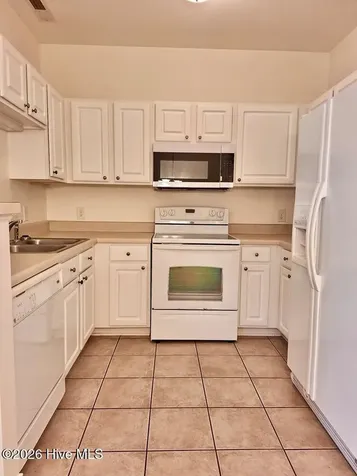 1940 Tara Court Greenville NC 27858