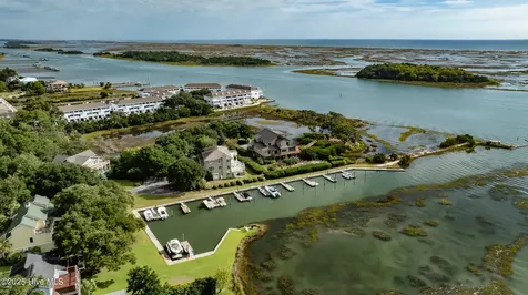 222 Sea Gull Lane Wilmington NC 28409