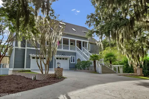 222 Sea Gull Lane Wilmington NC 28409