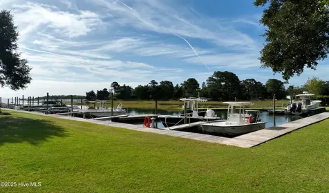 222 Sea Gull Lane Wilmington NC 28409