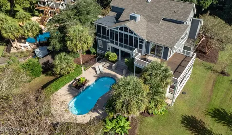 222 Sea Gull Lane Wilmington NC 28409