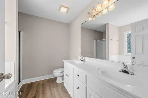 263 Laurie Ellis Road Winterville NC 28590