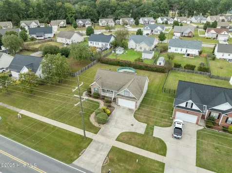 263 Laurie Ellis Road Winterville NC 28590