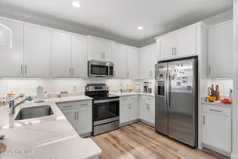 6508 Oak Canopy Drive Wilmington NC 28409