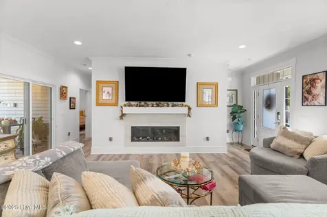 6508 Oak Canopy Drive Wilmington NC 28409