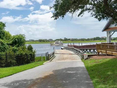 3349 Stone Crab Court SW Supply NC 28462