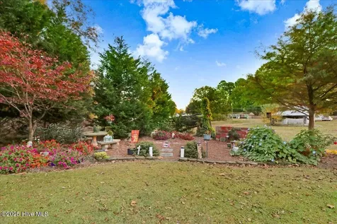302 N Sycamore Street Fremont NC 27830