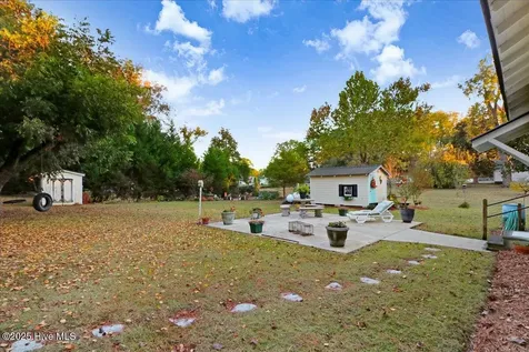 302 N Sycamore Street Fremont NC 27830