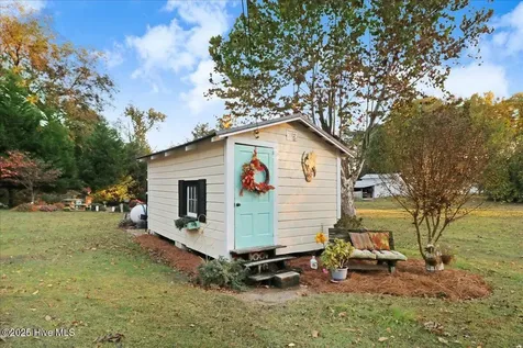 302 N Sycamore Street Fremont NC 27830