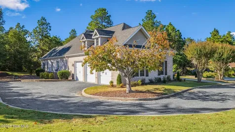 30 New Castle Place Pinehurst NC 28374