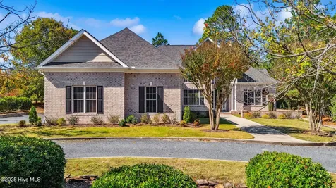 30 New Castle Place Pinehurst NC 28374