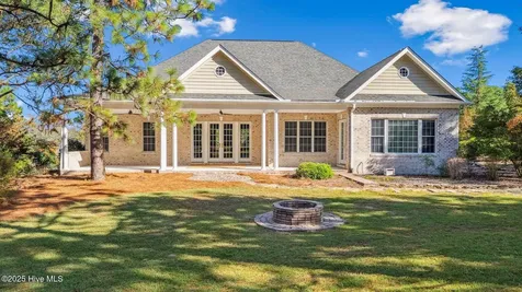 30 New Castle Place Pinehurst NC 28374