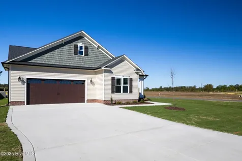 107 Sunny Acres Lane Clinton NC 28328