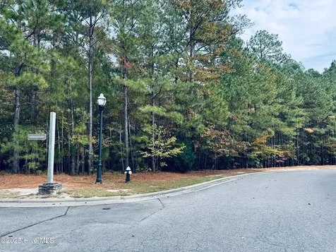 1 Kenilwood Court Pinehurst NC 28374