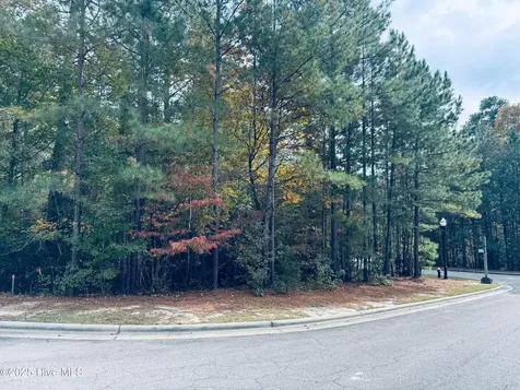 1 Kenilwood Court Pinehurst NC 28374