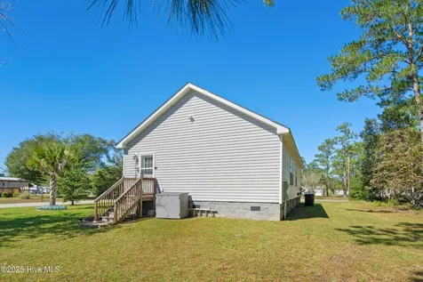 982 Charlotte Avenue Calabash NC 28467
